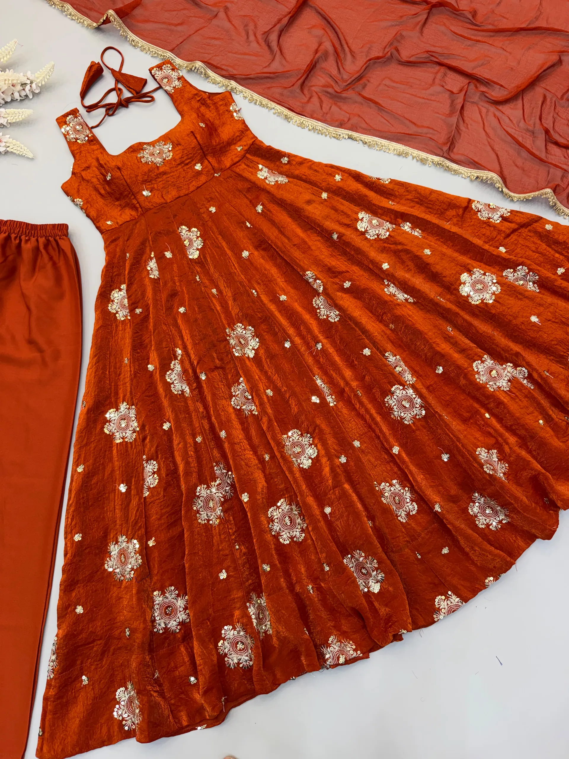 WOMEN’S ETHNIC WEAR | EMBROIDERED GOWN SET - View 3