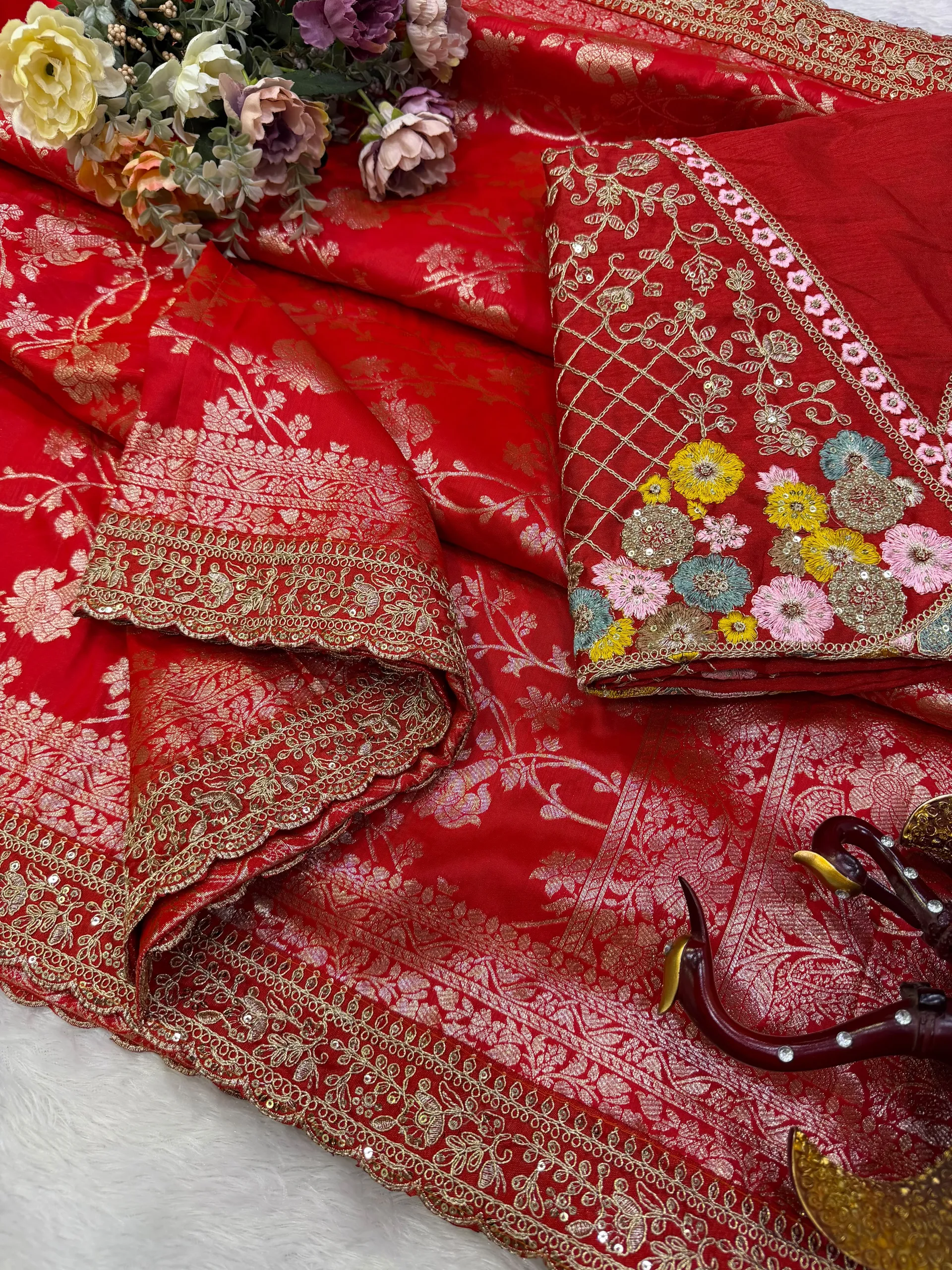 RED SOFT BANARASI JAQUARD SILK SAREE WITH SEQUINS & DORI WORK - View 7